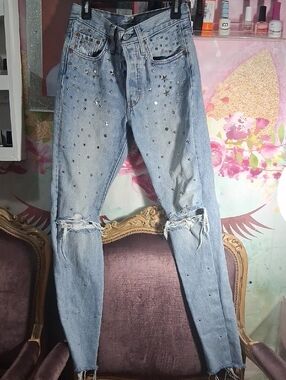 Levi's Light Blue Studded Skinny Jeans with Knee Rips